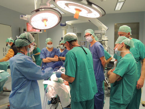 Десеторо деце јетру донора чека од Италије